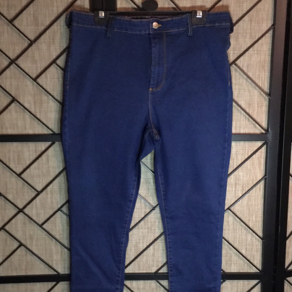 DENIM CO GENTLY USED SIZE 14 JEANS
